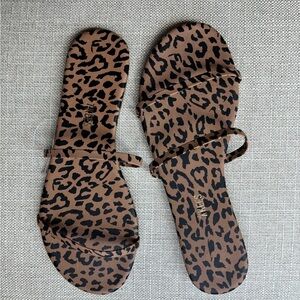 TKEES Gemma Exotic Cheetah style Sandals size 10